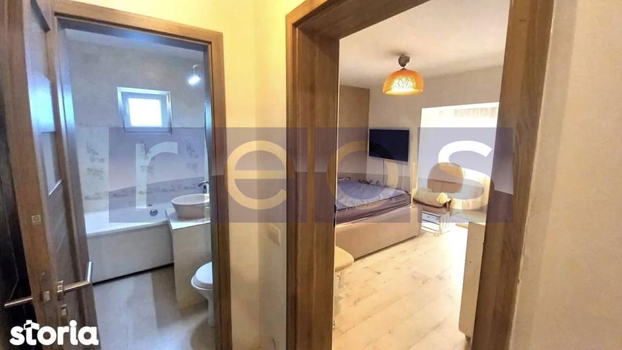 Apartament cu 4 camere decomandat, mobilat în Tei