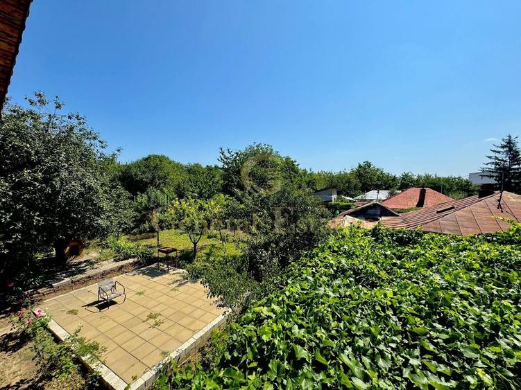 Casă individuală cu 4 camere cu Teren 1062 Mp în Copou