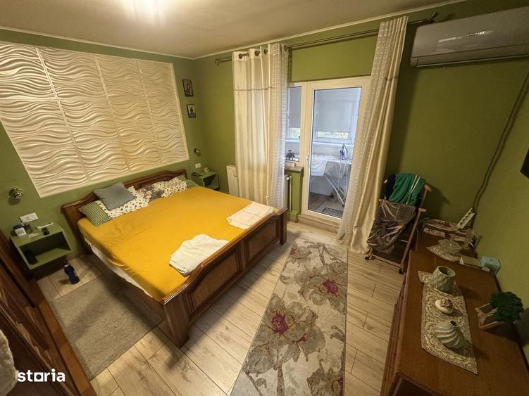 Apartament cu 4 camere decomandat în Central