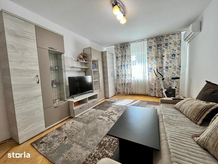 Apartament de inchiriat, 2 camere, decomandat, 50 mp, Nicolina - 1
