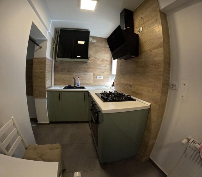 Apartament cu 2 camere semidecomandat în Cișmigiu