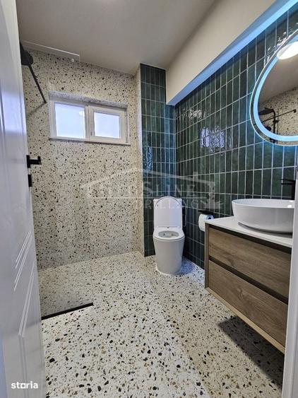 Apartament cu 3 camere decomandat în Sud