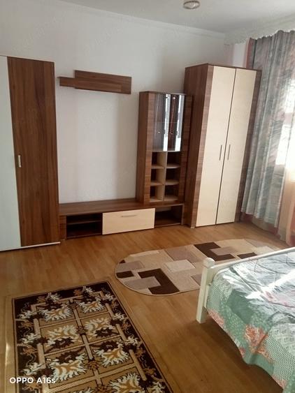 Apartament cu 2 camere decomandat în Precista