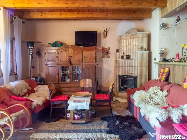 Casă cu 4 camere cu Teren 967 Mp în Sud