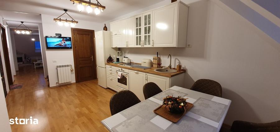 Apartament cu 4 camere în Furnica