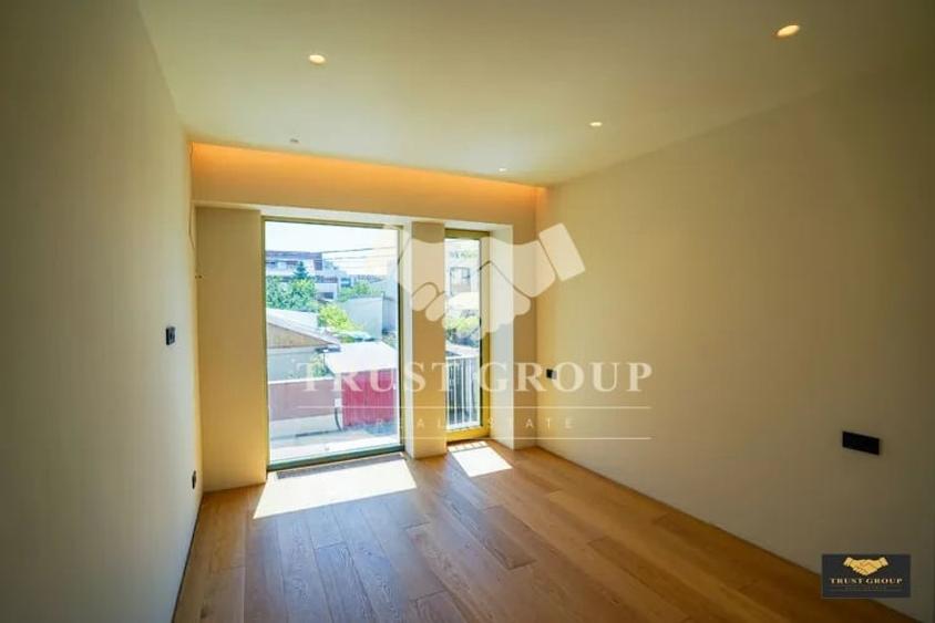 Apartament cu 4 camere decomandat în Domenii