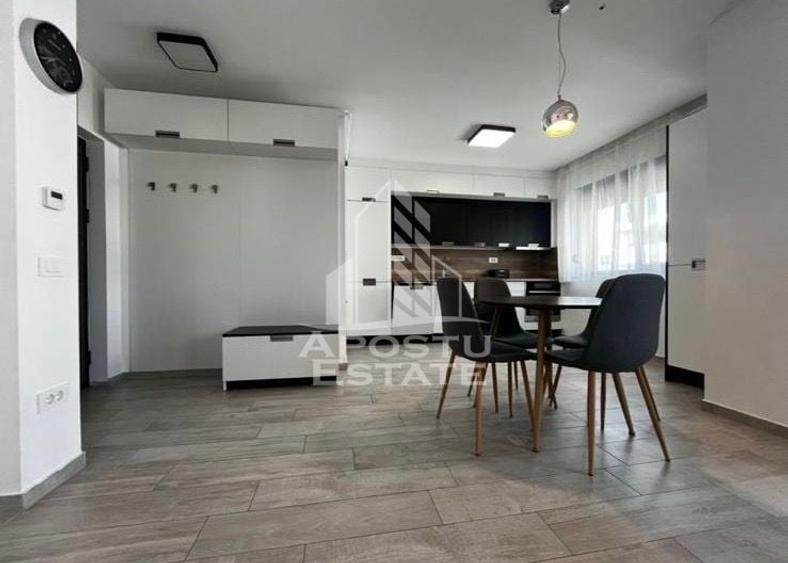 Apartament cu 2 camere semidecomandat, mobilat în Dumbrăvița