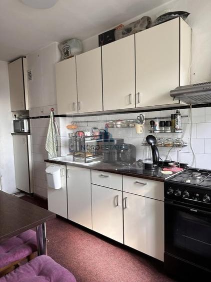 Apartament cu 4 camere în Pantelimon