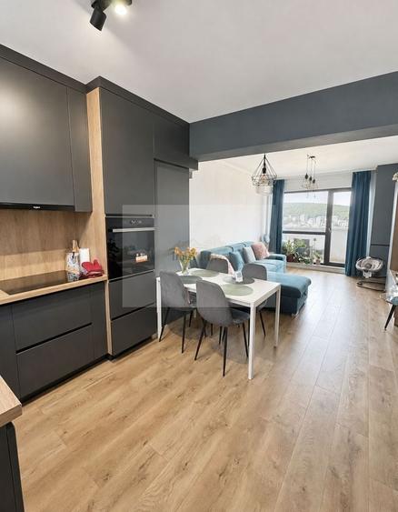 Apartament cu 2 camere semidecomandat, mobilat în Zorilor