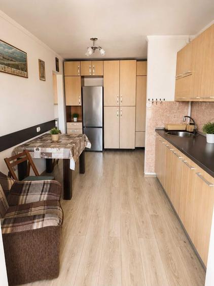 Apartament cu 2 camere decomandat în Tolstoi