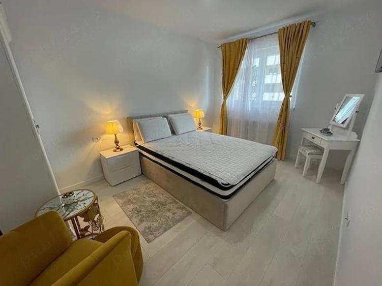 Apartament cu 2 camere decomandat în Noua