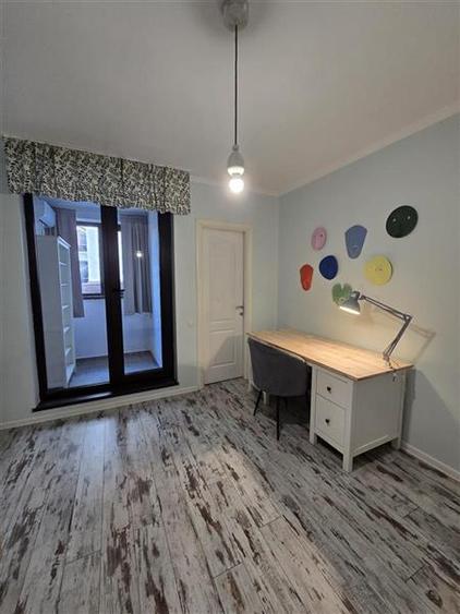 Apartament cu 4 camere decomandat în Cișmigiu
