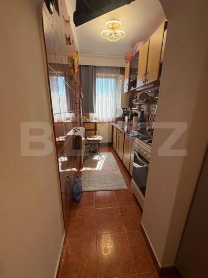 Apartament cu 2 camere semidecomandat, mobilat în Central
