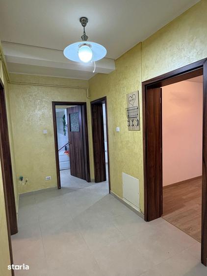 Apartament cu 2 camere decomandat în Podu Roș