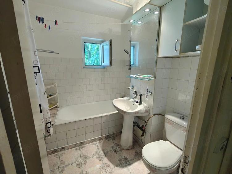 Apartament cu 3 camere decomandat în Mihai Bravu