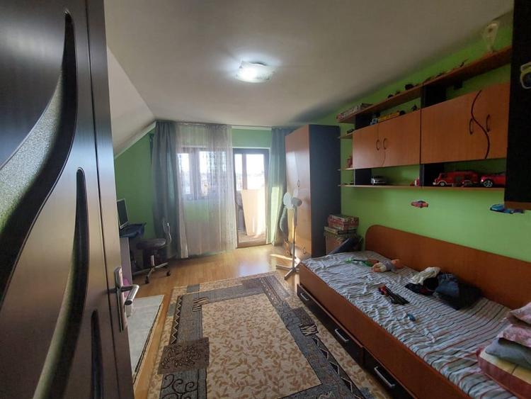 Casă individuală cu 6 camere cu Canalizare în Săucești