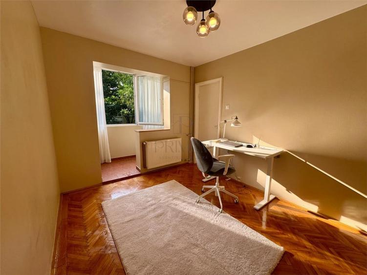 Apartament cu 2 camere semidecomandat în Dacia