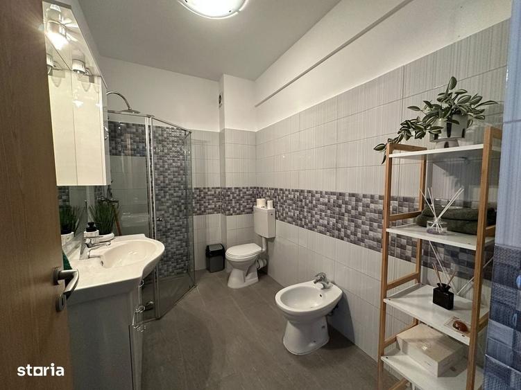 Spațiu comercial, de 40 mp, în Central