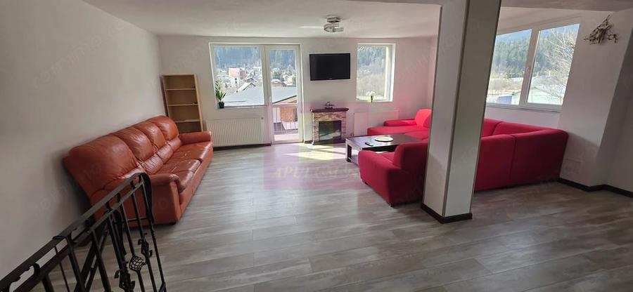 Casă cu 8 camere cu Teren 400 Mp în Zamora
