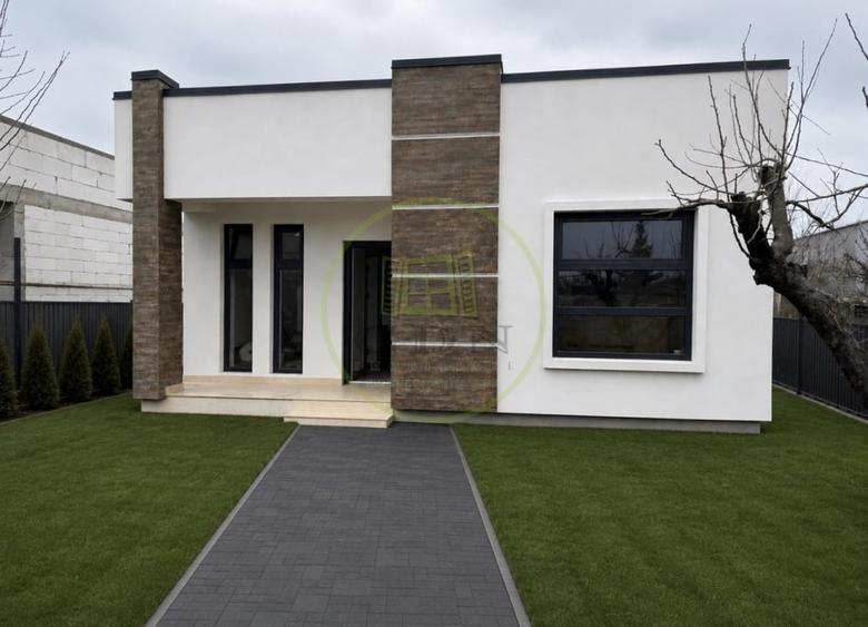 Casă individuală cu 3 camere cu Teren 300 Mp în Pielești