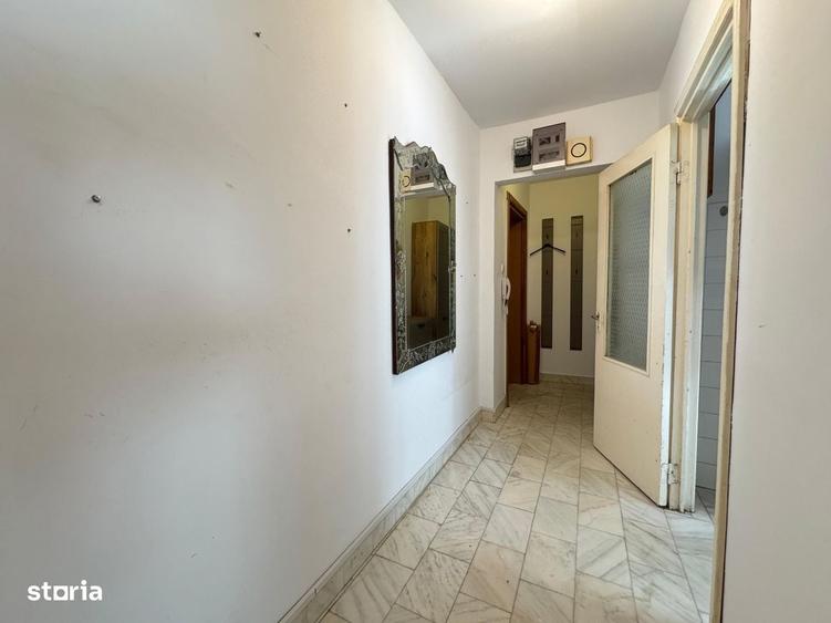 Apartament cu 3 camere în Spitalul Județean