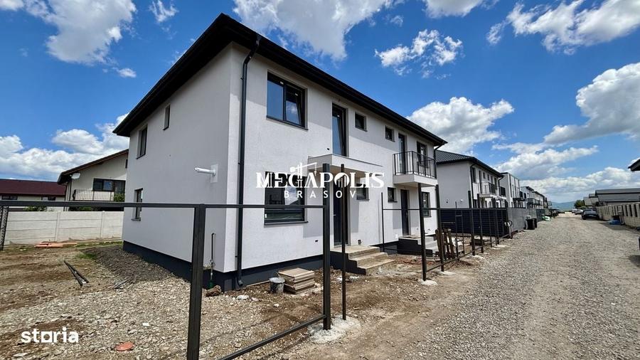 Casă cu 4 camere în Central