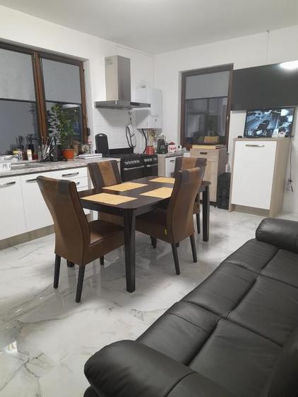 Casă cu 4 camere cu Canalizare în Cazasu