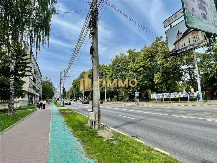 Birou, de 55 mp, în Central