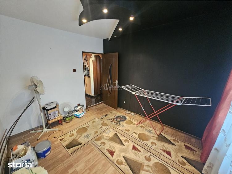Apartament cu 3 camere, mobilat în Central