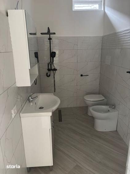 Casă cu 2 camere cu Teren 140 Mp în Central