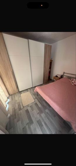 Apartament cu 2 camere nedecomandat în Decebal