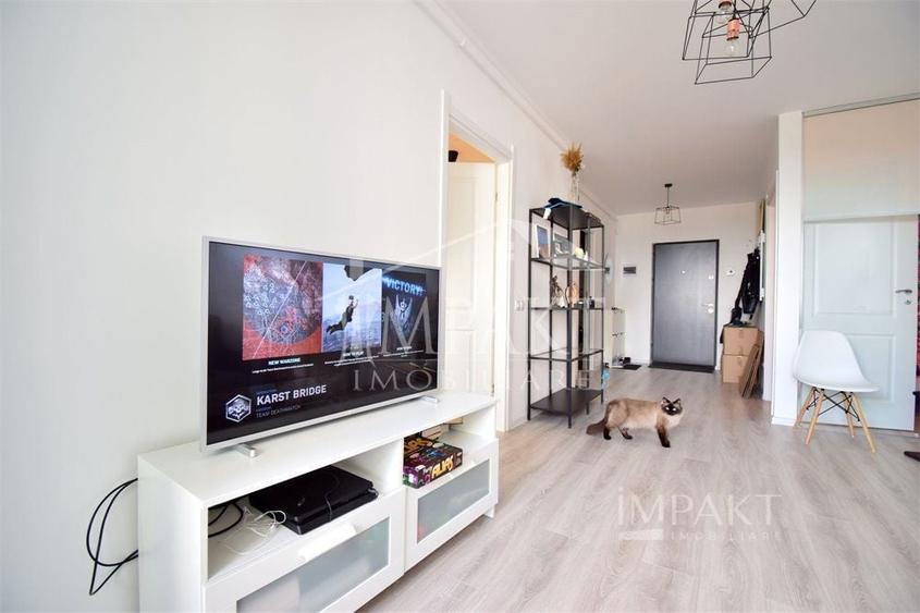 Apartament cu 2 camere semidecomandat, mobilat în Mărăști
