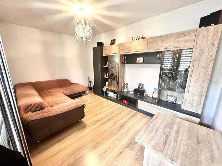 Casă cu 4 camere cu Teren 200 Mp în Brătianu