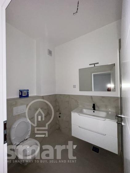 Apartament cu 2 camere semidecomandat în Florești