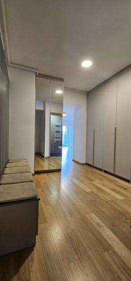 Apartament cu 3 camere în Aviației