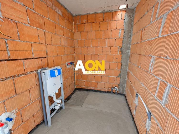 Apartament cu 3 camere decomandat în Cetate