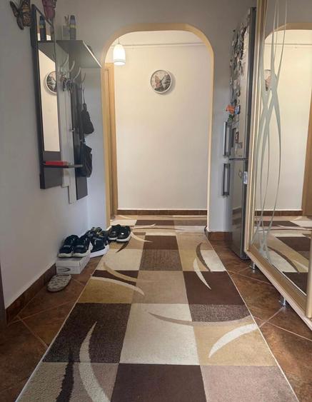 Apartament cu 2 camere decomandat în Dacia