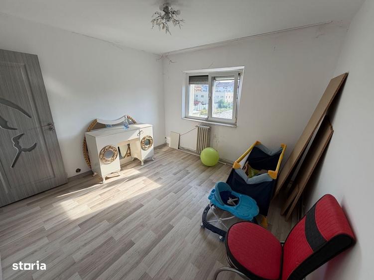 Apartament cu 2 camere în Industrială