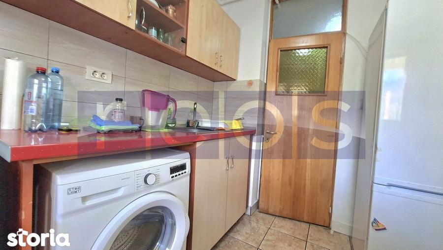 Apartament cu 2 camere, mobilat în Tei