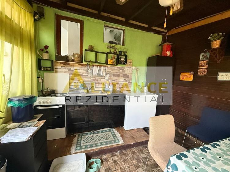 Apartament cu 3 camere decomandat, mobilat în Frumușani