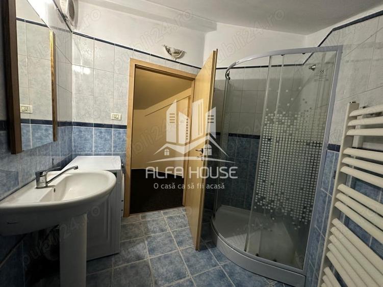 Apartament cu 3 camere decomandat în Triaj