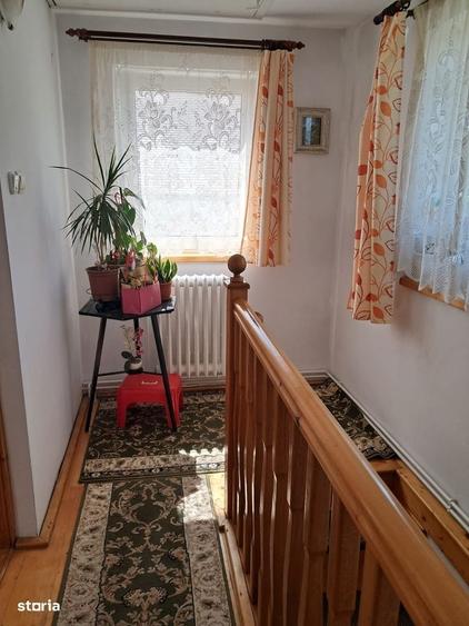 Apartament cu 3 camere în Cristian