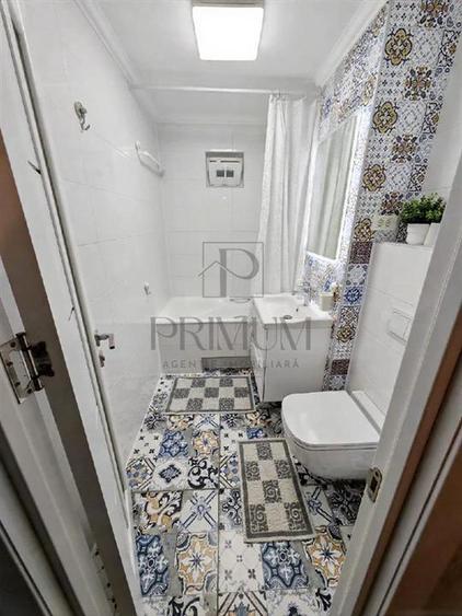 Apartament cu 3 camere decomandat, mobilat în Soarelui