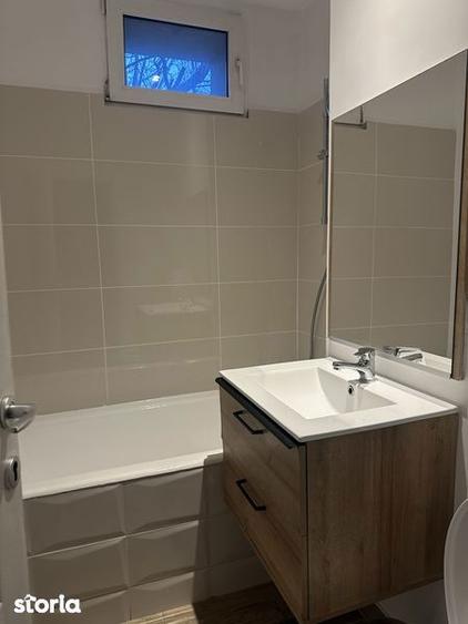 Apartament cu 2 camere semidecomandat în Grivița