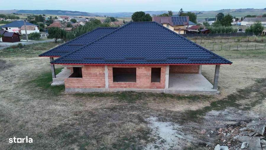 Casă cu 3 camere cu Teren 1000 Mp în Șăulia