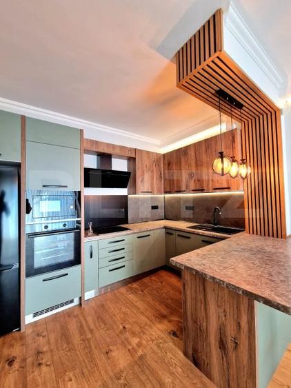 Apartament cu 2 camere semidecomandat, mobilat în Florești