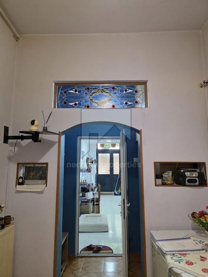 Apartament cu 4 camere decomandat, mobilat în Sebastian