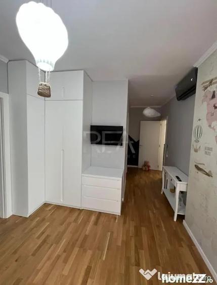 Apartament cu 3 camere semidecomandat în Aviației