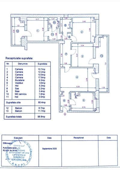 Apartament cu 4 camere semidecomandat în Iancului