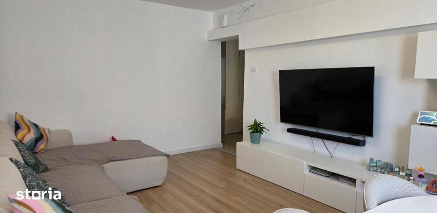 Apartament cu 3 camere decomandat în Tomis III